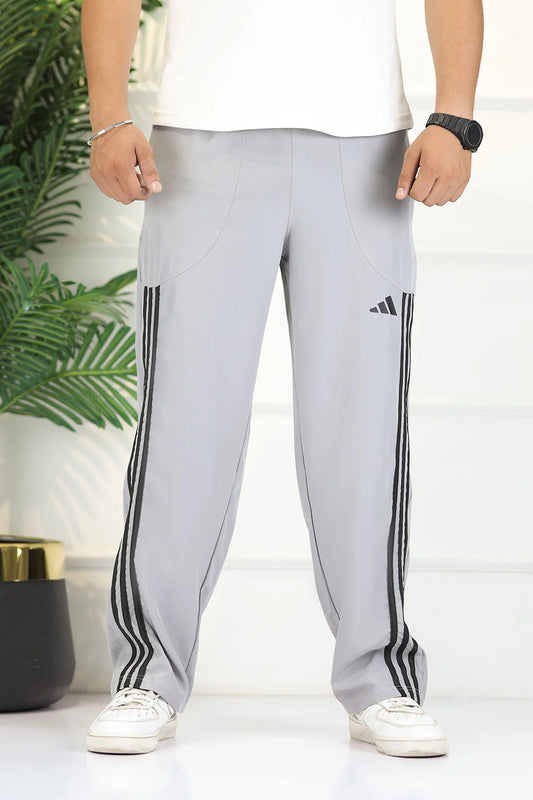 SPORTS WEAR